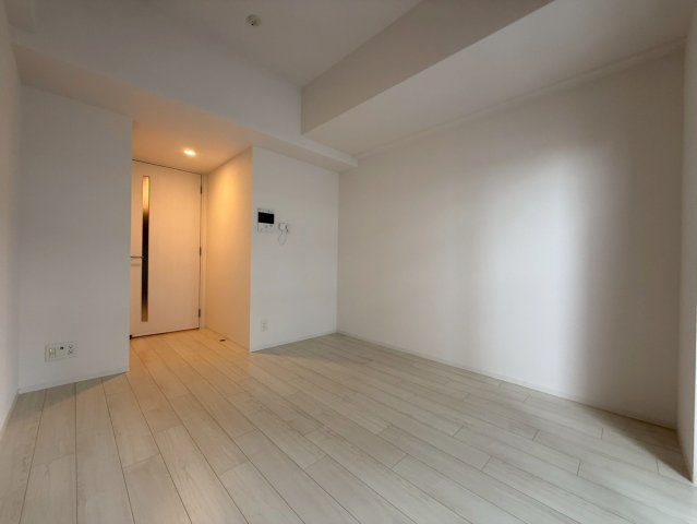 エスリードレジデンス大阪福島イーストの居間写真