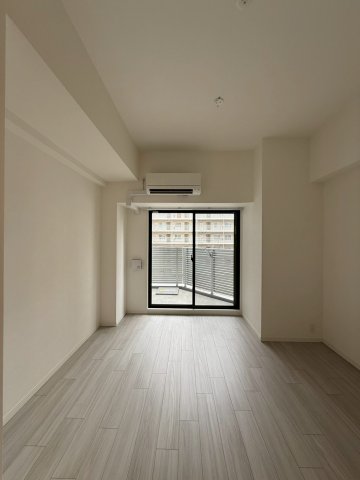 S-RESIDENCE阿波座bouncyの居間写真