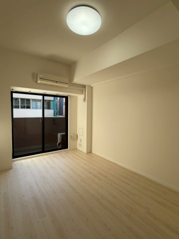 SーRESIDENCE難波BRILLERの居間写真