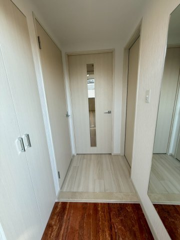 プレジオ長田の玄関写真