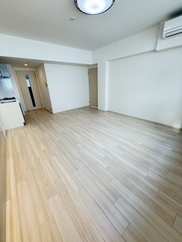 プレジオ長田の居間写真