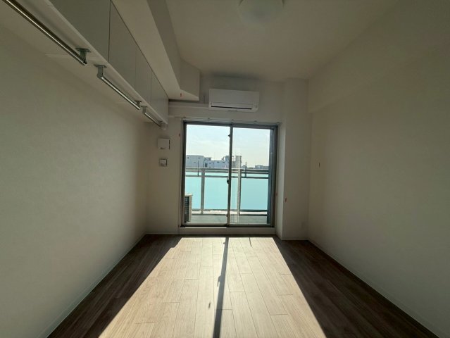 プレサンス鶴橋トレヴィエの居間写真