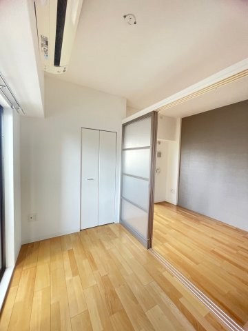 セレニテ上町台の居間写真