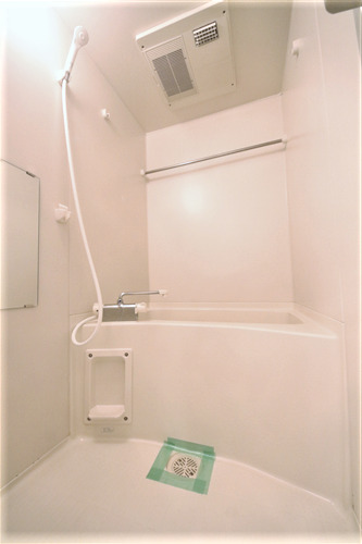 ONE ROOF FLAT FUKUSHIMAの風呂写真
