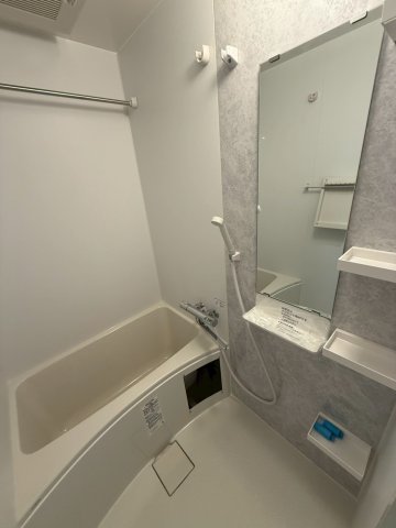 セレニテ谷町四丁目アリエの風呂写真