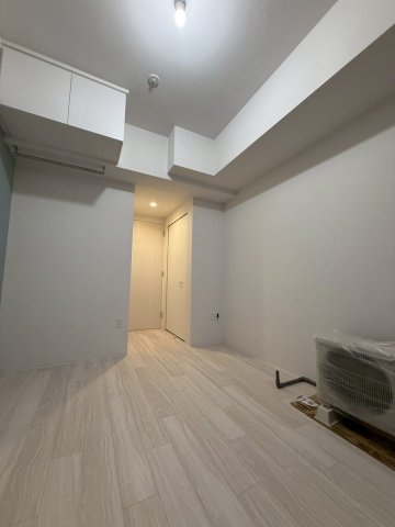 セレニテ谷町四丁目アリエの居間写真