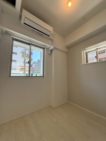 スプランディッド新大阪VIIIの内装写真