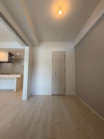 スプランディッド新大阪VIIIの内装写真