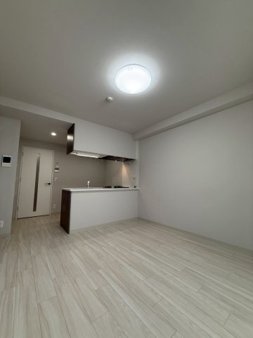 Alivis三国本町の居間写真