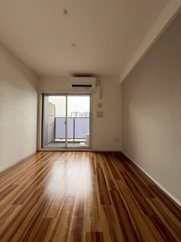 LUMINOUS三国本町の居間写真