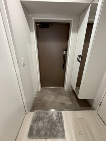 Alivis三国本町の玄関写真