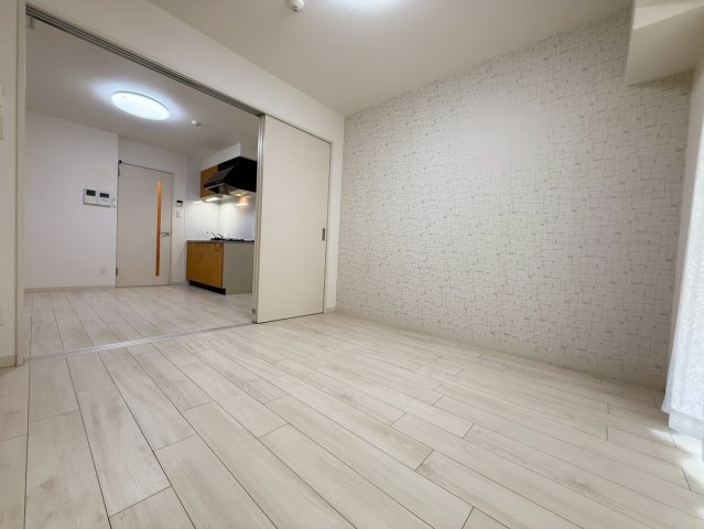 フレンシアノイエ内本町の居間写真