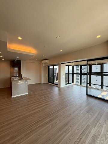 S-RESIDENCE谷町六丁目aloの居間写真