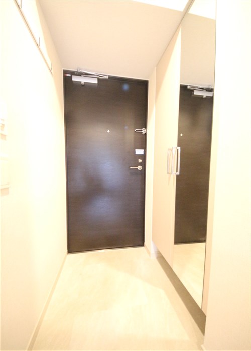 アーバネックス心斎橋EASTの玄関写真