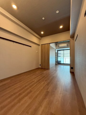 ブエナビスタ難波タワーの居間写真