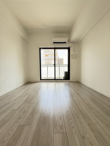 S-RESIDENCE大阪同心の居間写真
