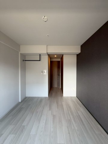 ファーストフィオーレ新町ファジスタの居間写真