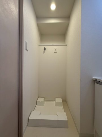 Alivis浪速東SoL TERRACEの玄関写真
