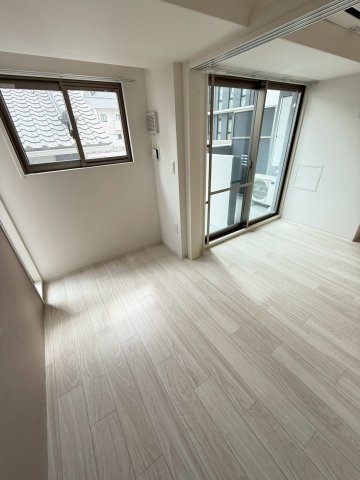 セレニテ東梅田アリエの内装写真