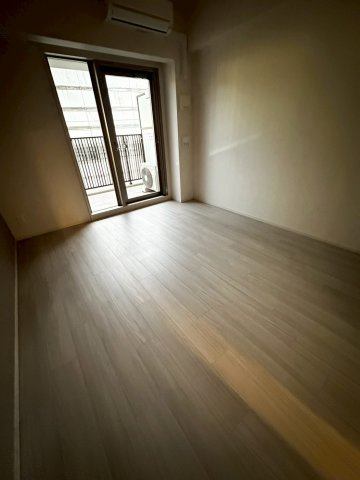 スプランディッド十三本町の居間写真