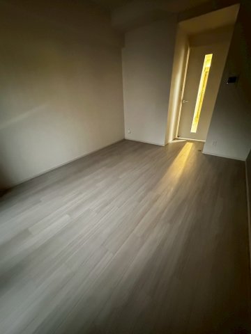 スプランディッド十三本町の居間写真