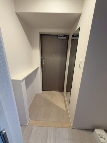 スプランディッド十三本町の玄関写真