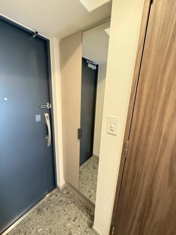 プレサンス大正フレンジの玄関写真
