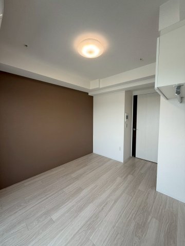 プレリスNEO大阪十三エルヴィオンの居間写真