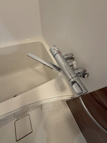 プレリスNEO大阪十三エルヴィオンの風呂写真