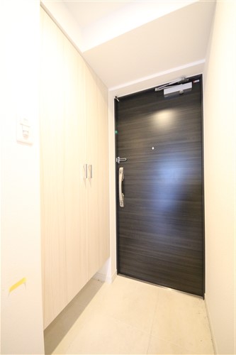S-RESIDENCE阿波座WESTの玄関写真
