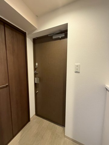 エグゼ堺筋本町の玄関写真