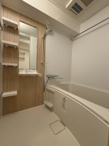 SERENiTE-04の風呂写真