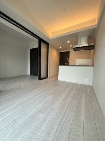 S-RESIDENCE福島diverseの居間写真