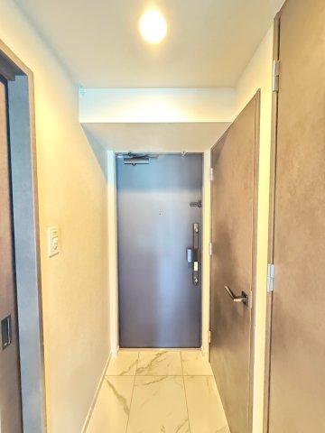S-RESIDENCE福島diverseの玄関写真