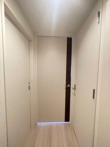 セレニテ東三国ミラクの玄関写真