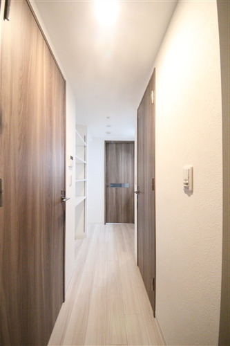 LaDouceur谷町の玄関写真