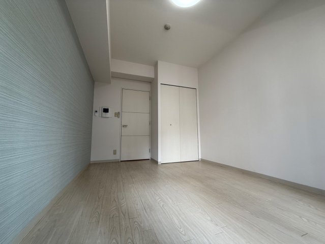 グラマシー心斎橋東の居間写真
