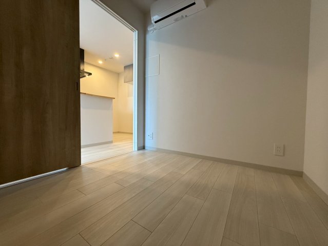 アーバネックス南森町WESTの居間写真