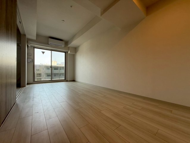 アーバネックス南森町WESTの居間写真