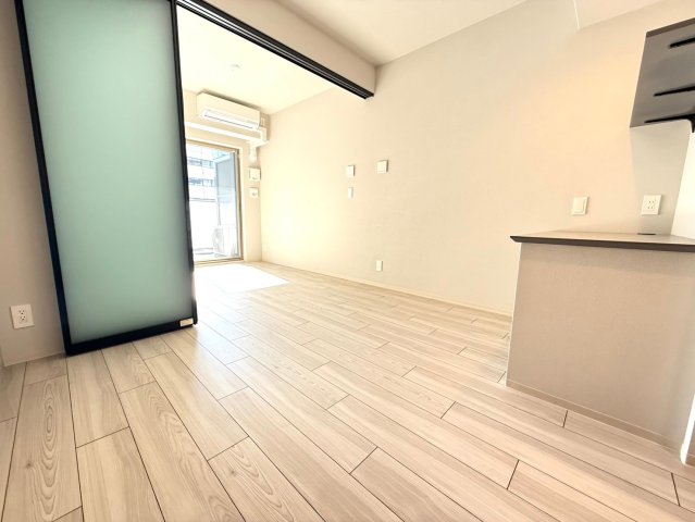 アーバネックス本町IIの居間写真