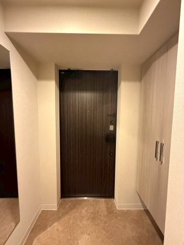 ミラージュパレス本町Departの玄関写真