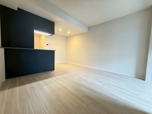 ミラージュパレス本町Departの居間写真