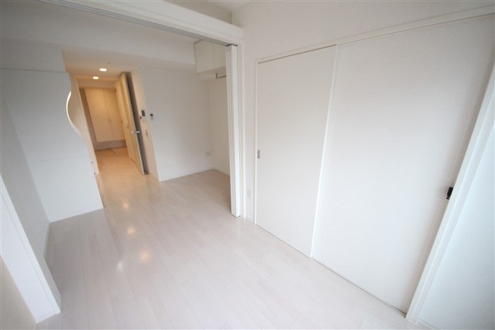 SERENITE本町refletの内装写真