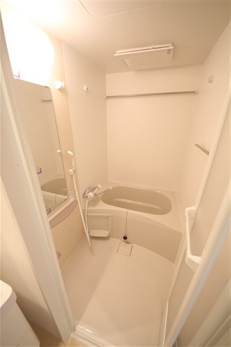 SERENITE本町refletの風呂写真