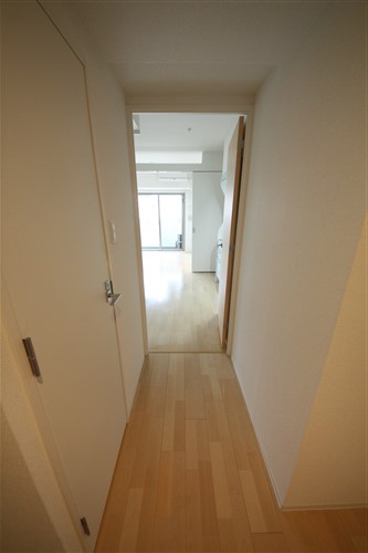 SERENiTE本町refletの内装写真