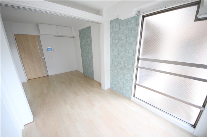 SERENiTE本町refletの内装写真