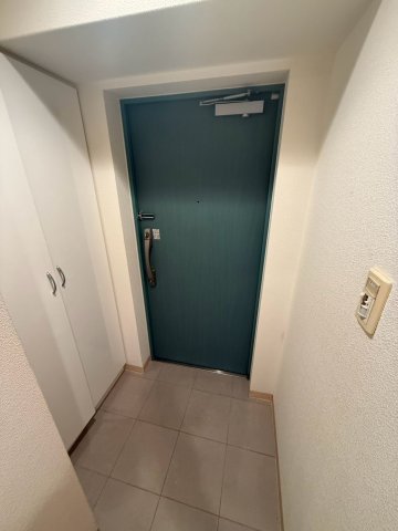 エスリード北浜の玄関写真