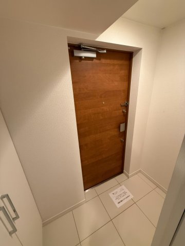 エスライズ西本町の玄関写真