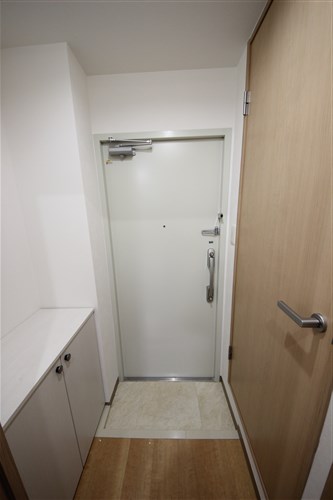 グランエクラ今宮戎の玄関写真