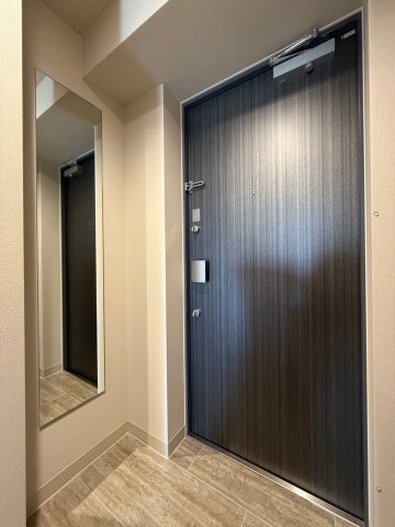 ミラージュパレス難波クルヴァの玄関写真